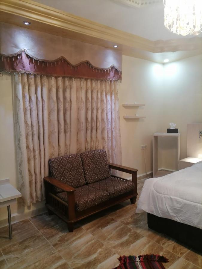 Petra Glamour Hostel Aţ Ţayyibah Dış mekan fotoğraf